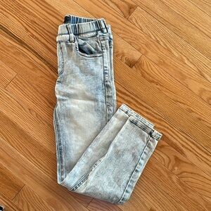 *NWOT* Beau Hudson Skinny Jeans - Size 8